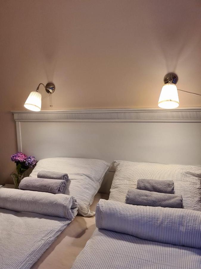 Palantir Panzio Bed and Breakfast Miskolc Buitenkant foto